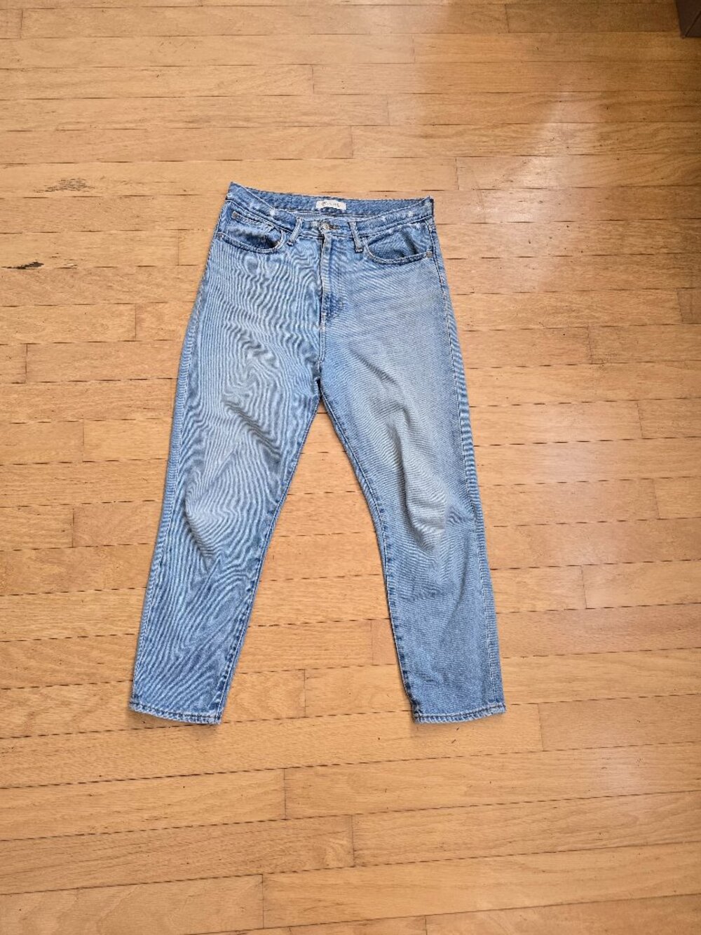 Madewell | The Momjean Light Wash Denim Distressed High Rise Jeans | WMS 28